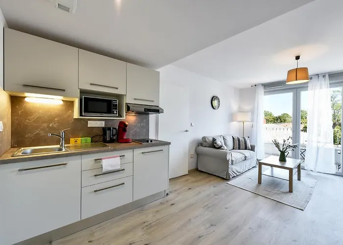 Ovelia - Les Bastides De Lardenne